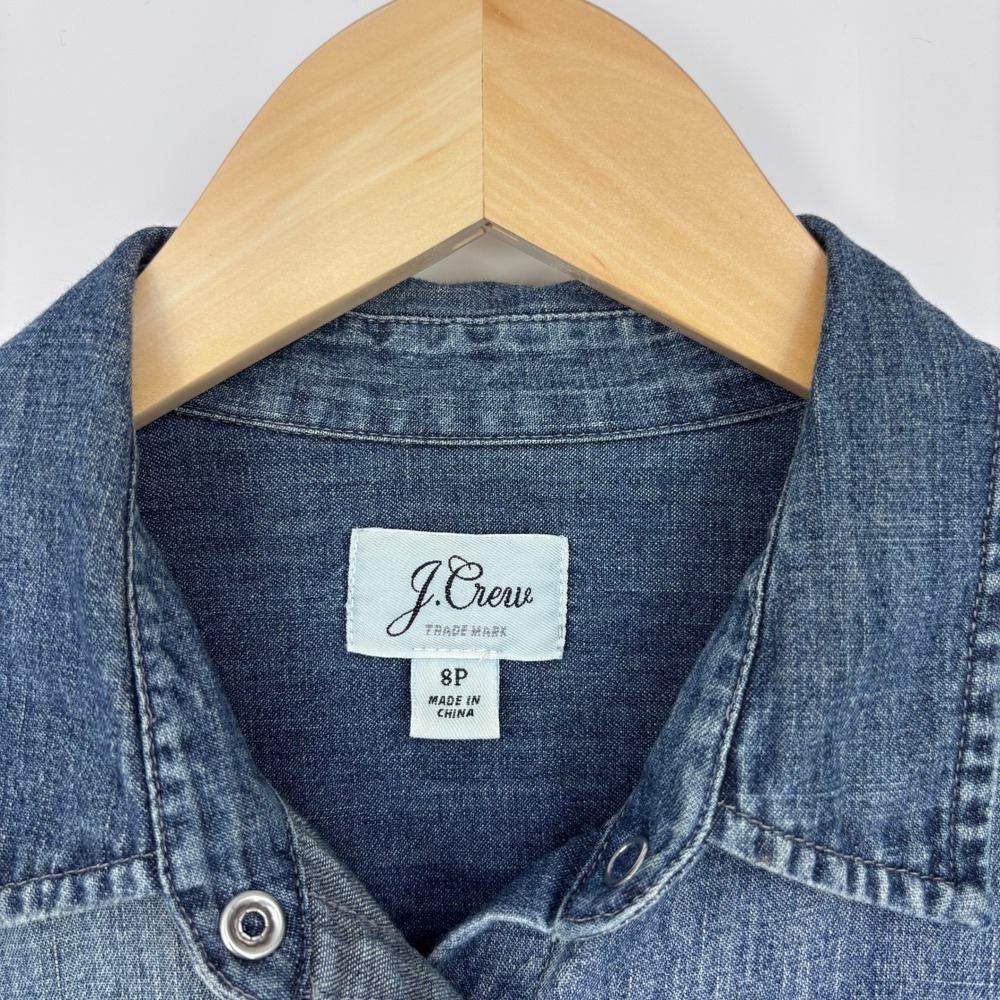 J Crew Denim Chambray Pearl Snap Shirt Womens 8P Blue Western Snap Pocket - Picture 2 of 9